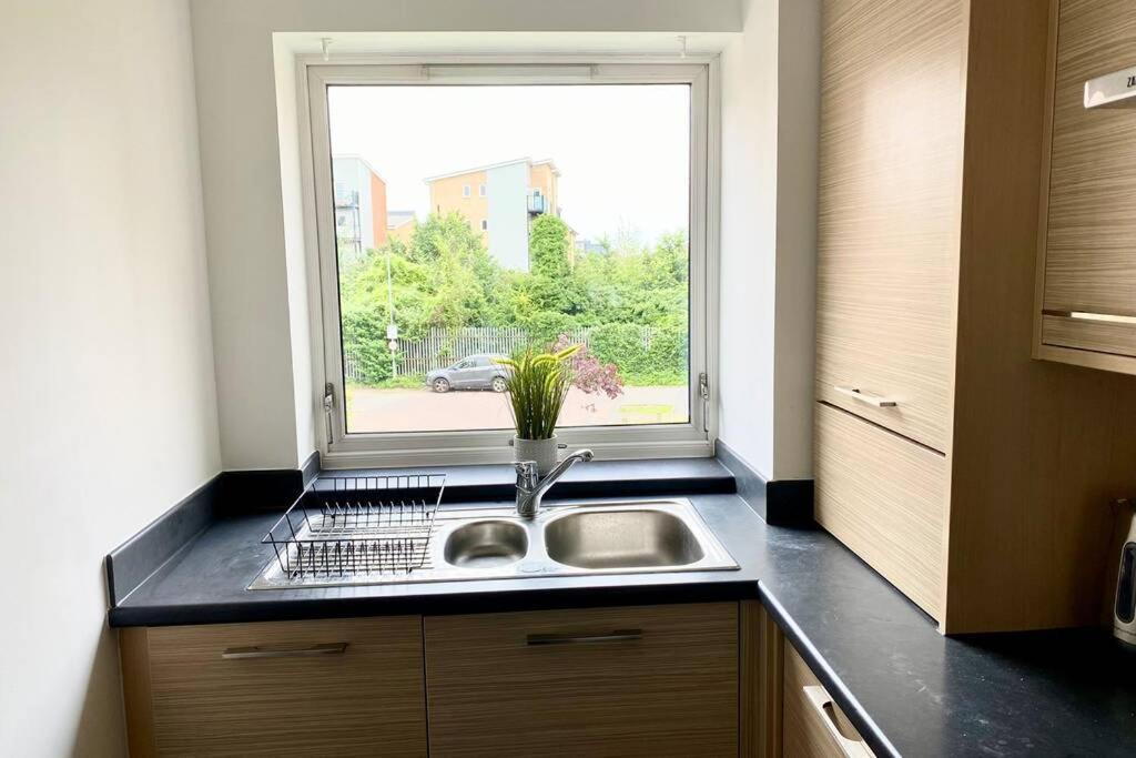 Smartrips Apartments - Lakeside/Thurrock West Thurrock Exteriör bild